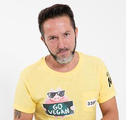 Manduria, il Capodanno &egrave; in piazza Garibaldi: tra comicit&agrave; e musica il brindisi al 2026