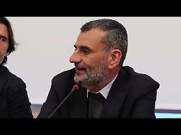 Vertenza Natuzzi, l&rsquo;azienda pronta a rivedere il piano industriale. Il video di Decaro