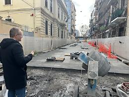 Via Manzoni cambia volto, lavori avanti su pi&ugrave; fronti e nuove chiusure al traffico. Le foto