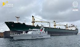 Nave proveniente dalla Russia, maxi sequestro nel porto di Brindisi. Le foto