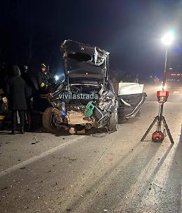 Grave incidente sulla statale 172, sei feriti nella notte. Le foto