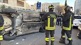 Carambola fra tre auto in viale Virgilio, traffico in tilt e due donne in ospedale