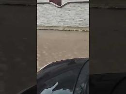 Bomba d&rsquo;acqua su Talsano, strade trasformate in fiumi. Il video