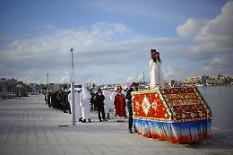 L'ex Ilva diventa un mostro nel nuovo film "Santo Patrono". Le foto