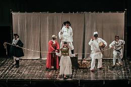 "Pulcinella a corte": a Massafra la lezione-spettacolo sulle maschere