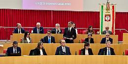 Decaro giura in Consiglio: &laquo;Servire la Puglia, insieme&raquo;