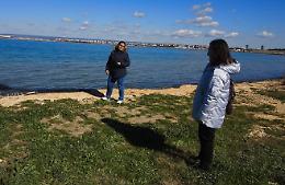 Praia a Mare, danni alla copertura dopo il maltempo. Le foto