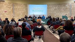 Pale alte 200 metri nel Salento, scontro sull&rsquo;eolico &ldquo;Lecce&rdquo;