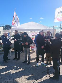 Tamburi, il M5S torna in piazza contro il rigassificatore