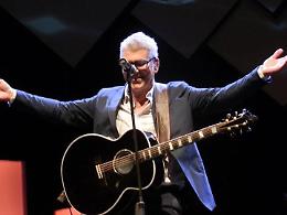 Michele Zarrillo: il tour "L&rsquo;elefante e la farfalla" arriva a Martina Franca