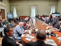 Ex Ilva, i sindacati al Governo: &ldquo;Serve un piano B con lo Stato protagonista&rdquo;. Foto e video