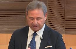 Stop alle sanzioni tardive per le mancate disdette: via libera alla mozione sui 6 mesi