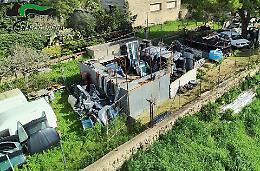 Ecco dove smontavano le auto rubate a Taranto, scoperto con i droni un autodemolitore abusivo