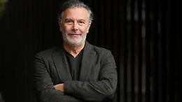 L&rsquo;arte da indossare e il gusto del racconto: domenica al MArTA il duo Capucci-Sassanelli