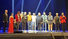 Gran Gal&agrave; della Magia, successo al Teatro Orfeo tra spettacolo e solidariet&agrave;. Le foto
