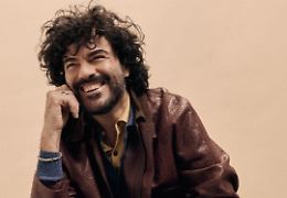 La voce di Renga nell'estate pugliese