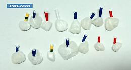 Cocaina in auto e in casa, denunciato un 27enne 