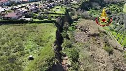 Frana di Petacciato, l&rsquo;allarme dei geologi: &ldquo;Fenomeno storico legato alle piogge e alla pressione dell&rsquo;acqua nel sottosuolo&rdquo;