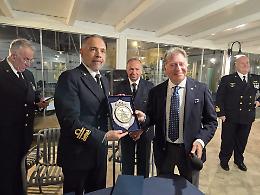 Giornata del mare, bambini e Marina insieme per la cultura marittima. Foto e video