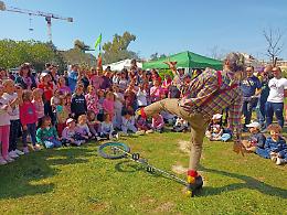 Parco Gargasole, successo per il Pic-nic senza plastica: centinaia di partecipanti. Le foto