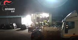 Riciclaggio di auto rubate, 4 ai domiciliari. Il video