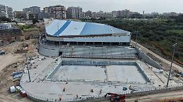 Stadio del Nuoto, completata la copertura: lavori verso la fase finale. Le foto