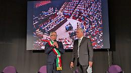 &ldquo;Battesimo civico&rdquo;, il sindaco ai neodiciottenni: &ldquo;Siate cittadini responsabili&rdquo;. Le foto