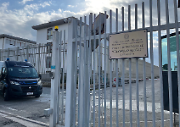 Aggressione in carcere, tre agenti finiscono in ospedale