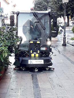 Torna la pulizia notturna delle strade, il Comune rilancia il decoro urbano