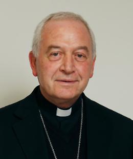 Consiglio comunale straordinario di Grottaglie per festeggiare Mons. Salvatore Ligorio