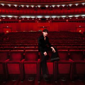 Rkomi: Bari si prepara ad accogliere l'artista al TeatroTeam