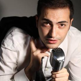 "Pinocundria", oltre il tributo: a Taranto il viaggio nell'anima di Pino Daniele 