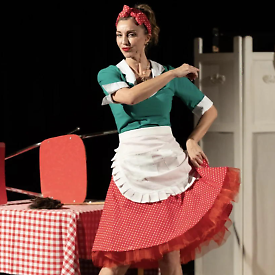 "L'Italica Madre" di Valeria Cavalli: a Massafra il ritratto della mamma rock