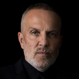 "Medicina Criminale": a Taranto il monologo civile di Pasquale Bacco