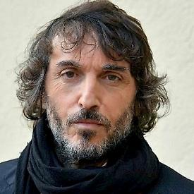 Dalla radio al palcoscenico: Giuseppe Cruciani all'Orfeo con "Via Crux"