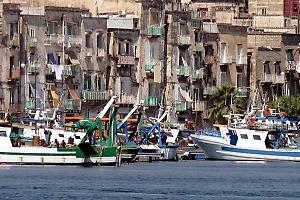 Pesca e agricoltura in crisi, appello dell’Italia all’Ue: “Interventi urgenti contro il caro energia”