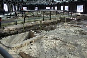 Riemerge una necropoli ellenistica nel cantiere Brt