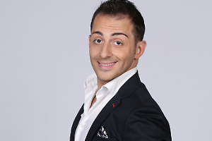 Francesco Cicchella a Martina Franca con il suo one man show "Tante cose belle"