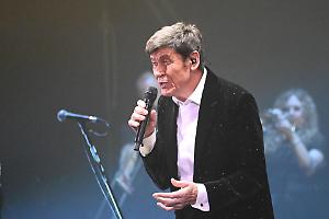 L'omaggio di Franco Guitto a Gianni Morandi