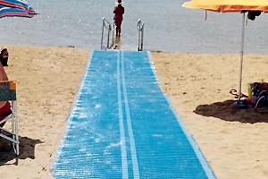 Raccolta differenziata sulle spiagge, il Comune avvia il confronto con i gestori dei lidi