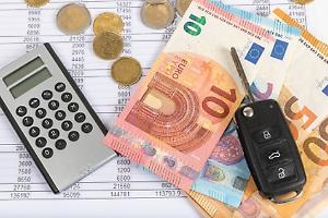 Perquisizioni in 6 società tra assicurazioni e automotive: dieci indagati