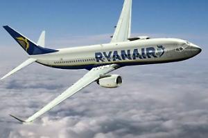 Volo deviato per passeggero molesto, Ryanair conferma: “Tolleranza zero a bordo”