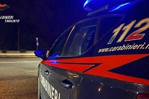 Una  24enne si rifugia nuda sul balcone per sfuggire a uno stupro