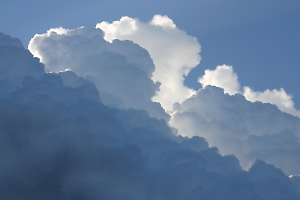 Temporali in Puglia, scatta l’allerta gialla fino alle 20