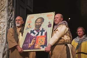 Sacra Manna, giornalisti bloccati in Basilica: Ordine e Assostampa chiedono regole chiare per il diritto di cronaca