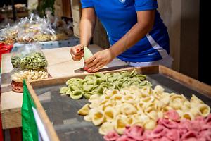 Pastaie della città vecchia pronte a diventare imprese: al via il percorso di regolarizzazione