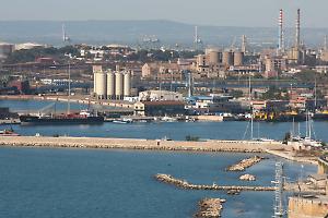 Il Comune: "Taranto non sia un corridoio di guerra"