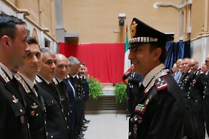 Il Comandante Generale Luongo in visita alla caserma dei Carabinieri della Bat. Le foto