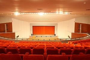 "Key(s) of Rock" al Verdi di Brindisi: viaggio epico tra le leggende del rock e i tasti bianchi e neri