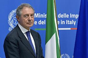 Ex Ilva, "Dal ministro Urso una gestione fallimentare. Ora tocca alla Meloni"